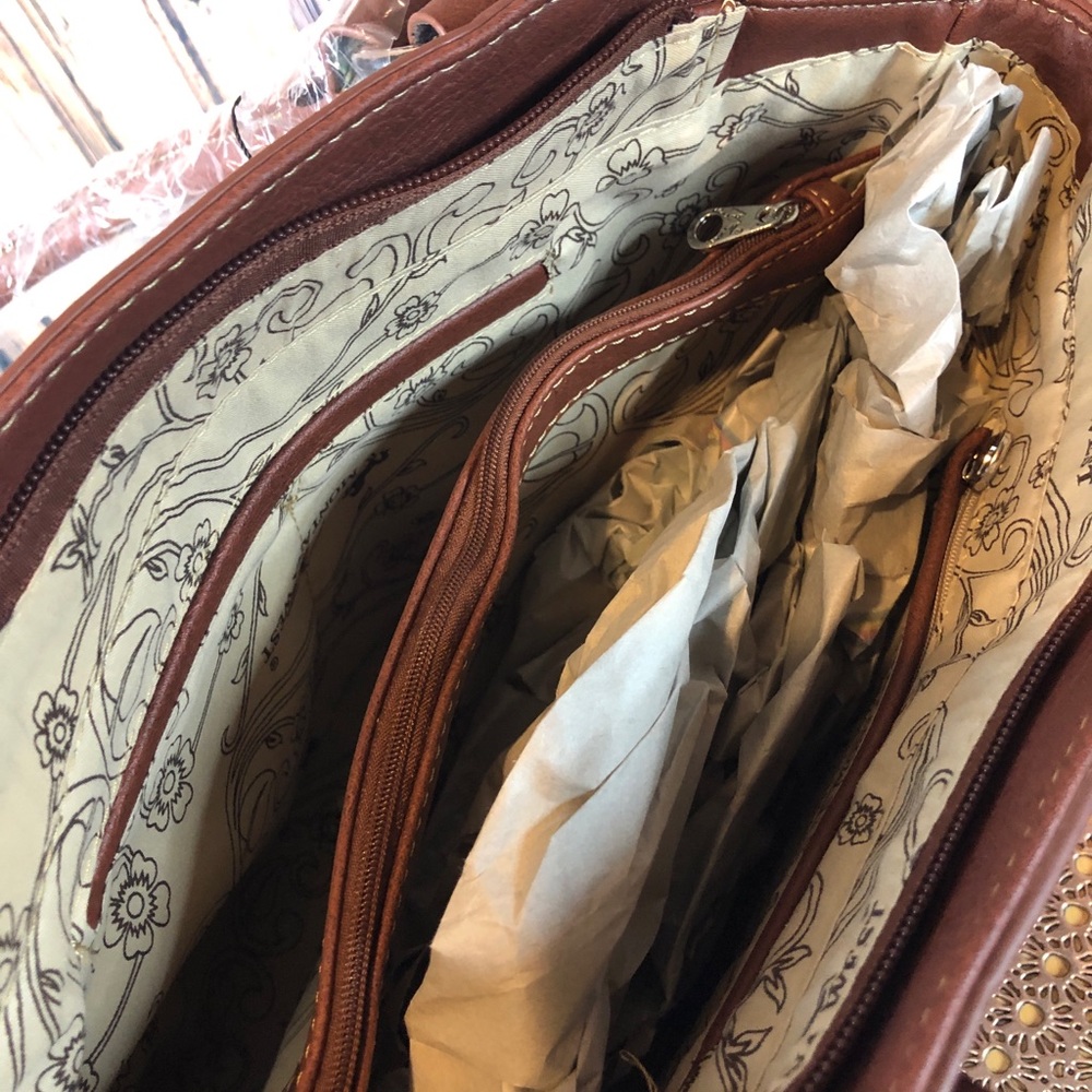 Montana West Floral Concealed Carry Satchel - Picture 4 of 5